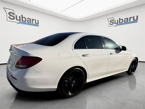 Used 2018 Mercedes-Benz E 300 4MATIC image 7