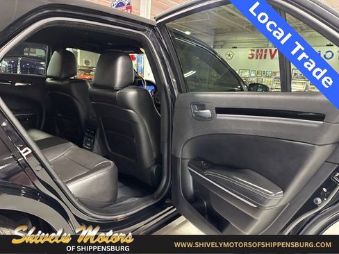 Used 2019 Chrysler 300 S w/ 300S Premium Group 2 image 34