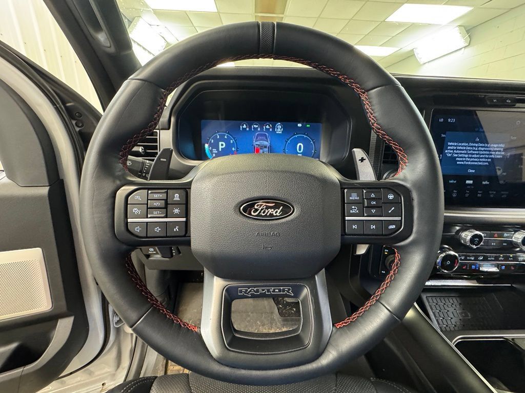 Used 2025 Ford F150 Raptor AWD/4WD image 40