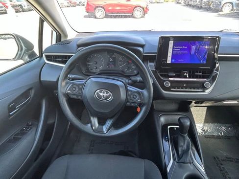 Used 2025 Toyota Corolla LE FWD image 16