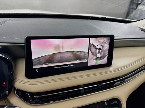 Used 2023 INFINITI QX60 Luxe w/ Performance Audio Package FWD image 22
