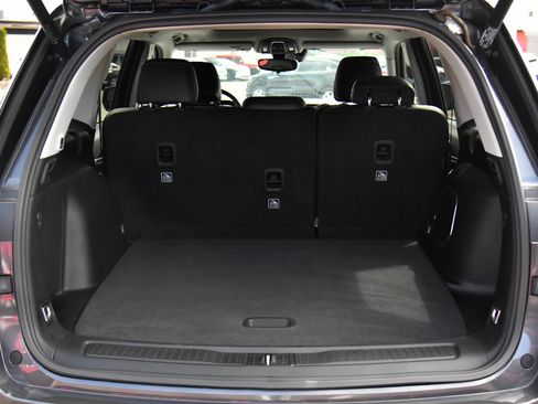 Used 2023 Jeep Grand Cherokee 4WD 4xe image 46