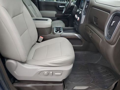 Used 2020 GMC Sierra 1500 SLT image 16