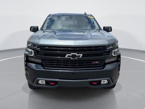Used 2021 Chevrolet Silverado 1500 LT Trail Boss w/ Convenience Package II AWD/4WD image 2