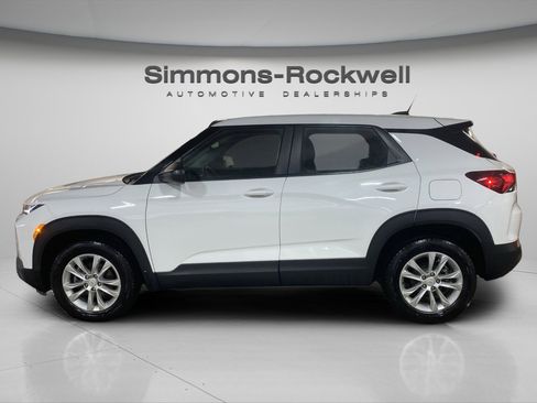 Used 2023 Chevrolet TrailBlazer LS image 8