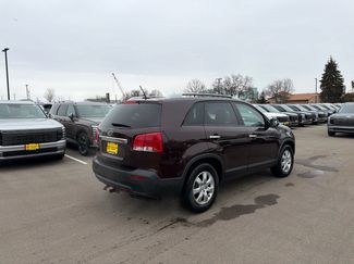 Used 2011 Kia Sorento LX w/ Convenience Pkg video 2
