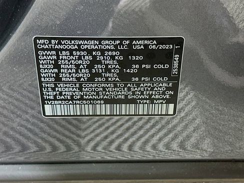 Used 2024 Volkswagen Atlas SEL AWD/4WD image 35