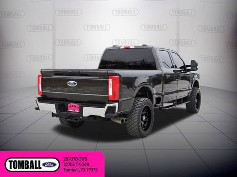 Used 2024 Ford F250 XLT w/ FX4 Off-Road Package image 7