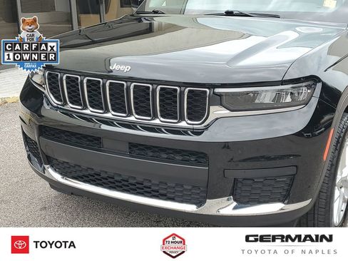 Used 2023 Jeep Grand Cherokee L Laredo RWD image 14