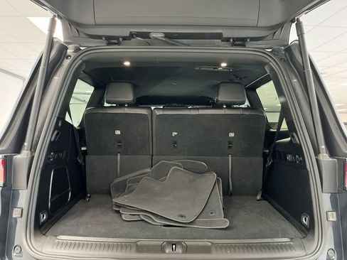 Used 2022 Jeep Wagoneer Series I image 11