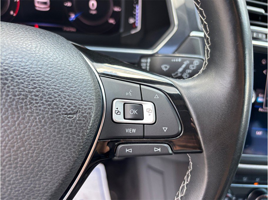 Used 2019 Volkswagen Tiguan SEL Premium R-Line FWD image 25