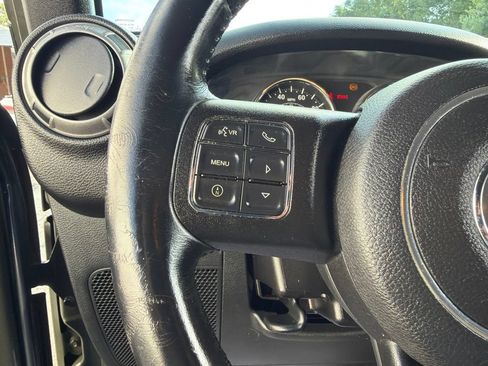 Used 2015 Jeep Wrangler Unlimited Sport w/ Quick Order Package 24S AWD/4WD image 22