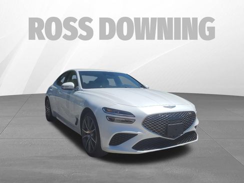 Used 2024 Genesis G70 2.5T image 3