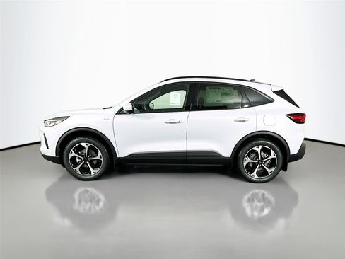 New 2026 Ford Escape ST-Line Select w/ Tech Pack #2 image 4