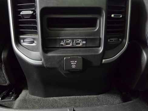 Used 2020 RAM 1500 Big Horn image 30