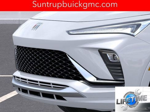 New 2026 Buick Envista Avenir image 13