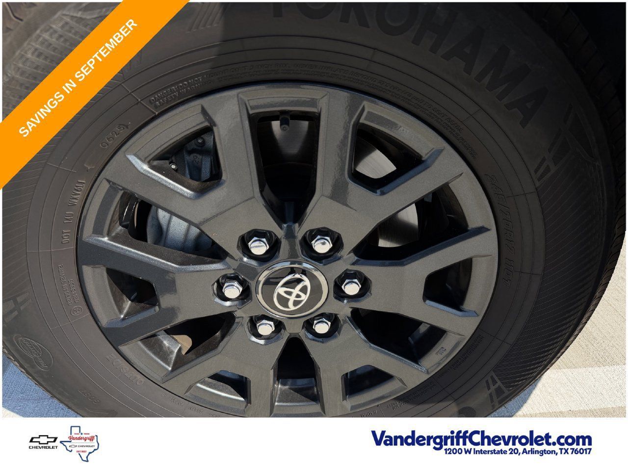 Used 2025 Toyota 4Runner SR5 RWD image 9