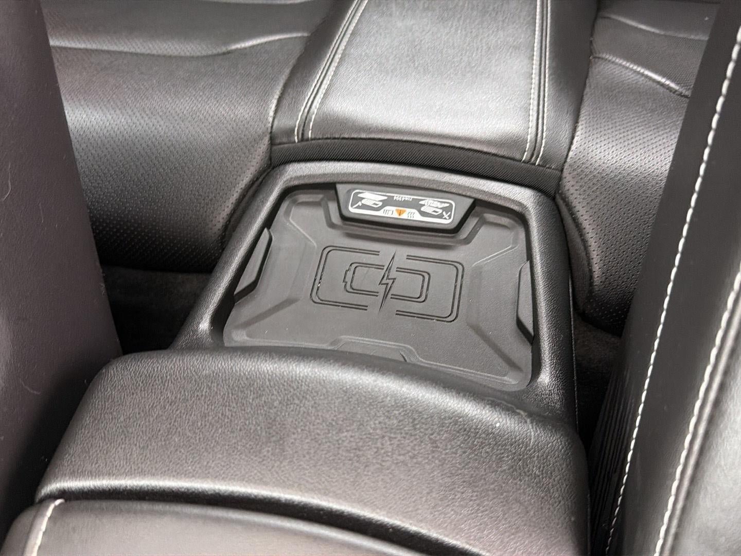 Used 2024 Chevrolet Camaro LT w/ Redline Edition RWD image 11