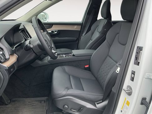 New 2026 Volvo XC90 B6 Plus w/ Protection Package Premier AWD/4WD image 9