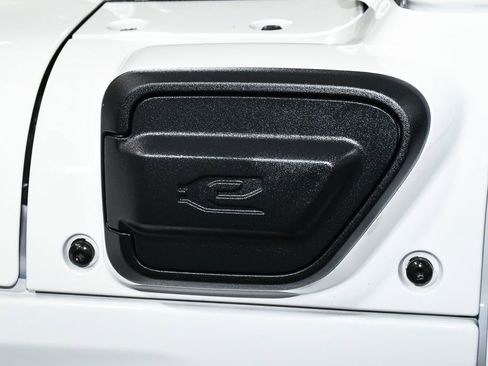 Used 2022 Jeep Wrangler Unlimited Sahara image 77