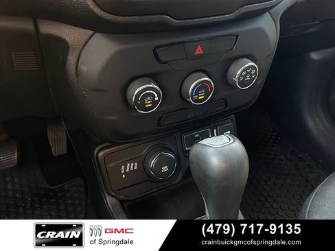 Used 2018 Jeep Renegade Sport w/ Power & Air Group AWD/4WD image 19