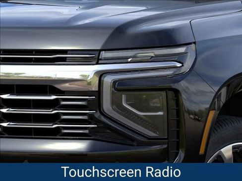New 2026 Chevrolet Suburban Premier AWD/4WD image 11