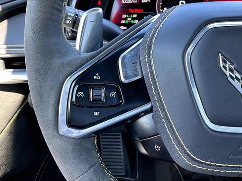 Used 2023 Chevrolet Corvette Stingray Premium Conv w/ Z51 Performance Package RWD image 25