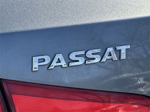 Used 2014 Volkswagen Passat TDI SE image 17