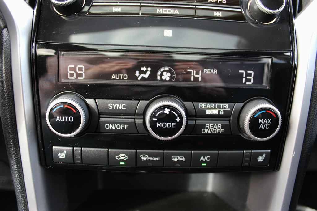 Used 2020 Subaru Ascent Limited w/ Technology Package AWD/4WD image 23
