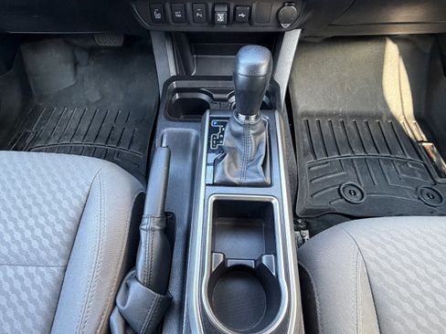 Used 2022 Toyota Tacoma SR5 image 14