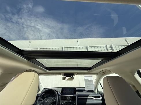 Used 2022 Lexus RX 450h AWD w/ Luxury Package image 7