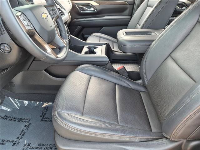 Used 2024 Chevrolet Tahoe High Country AWD/4WD image 14