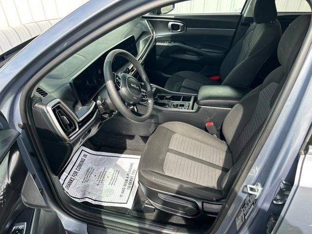 Used 2025 Kia Sorento LX FWD image 12