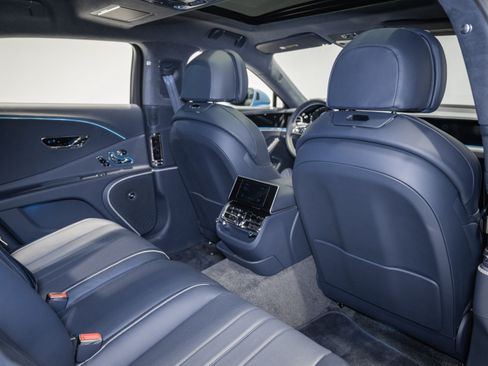 New 2024 Bentley Flying Spur V8 AWD/4WD image 24