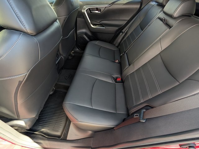Used 2025 Toyota RAV4 XLE Premium AWD/4WD image 17