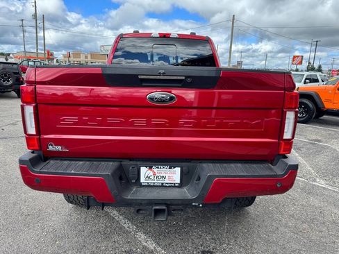 Used 2022 Ford F250 Lariat w/ Tremor Off-Road Package image 4