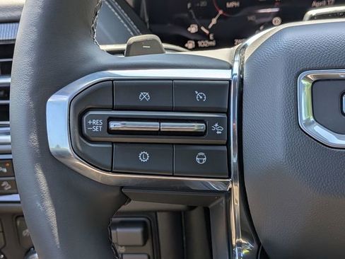 New 2026 GMC Yukon Elevation w/ Elevation Premium Package AWD/4WD image 13