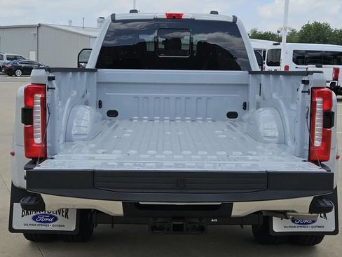 New 2026 Ford F350 Lariat w/ FX4 Off-Road Package AWD/4WD image 11