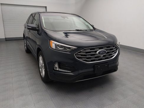 Used 2019 Ford Edge Titanium w/ Equipment Group 301A AWD/4WD image 14