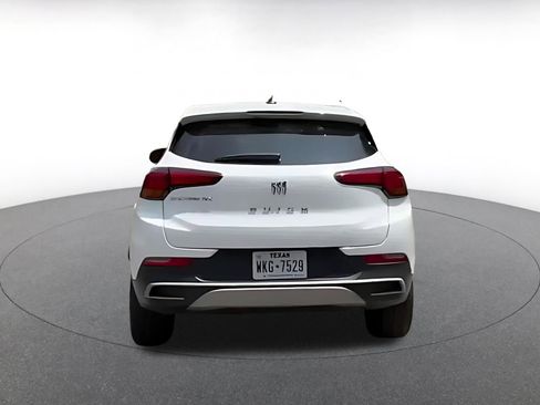 Used 2025 Buick Encore GX Preferred FWD image 12