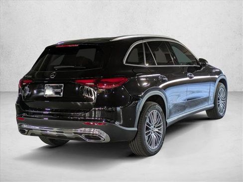 New 2026 Mercedes-Benz GLC 300 image 2