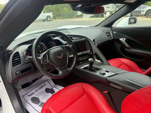 Used 2015 Chevrolet Corvette Stingray Coupe RWD image 21