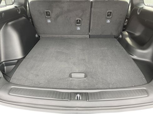 New 2025 Jeep Grand Cherokee Laredo X image 13