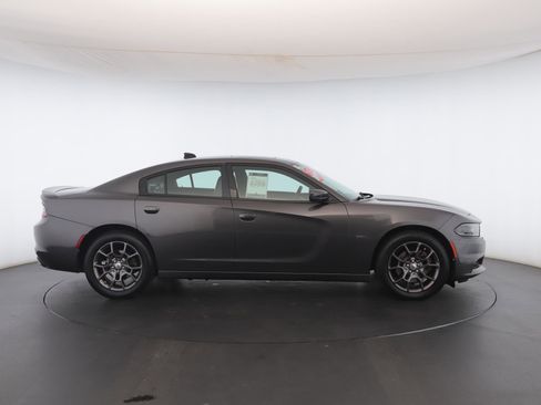 Used 2018 Dodge Charger GT image 32