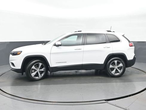 Used 2019 Jeep Cherokee Limited w/ Trailer Tow Group image 6