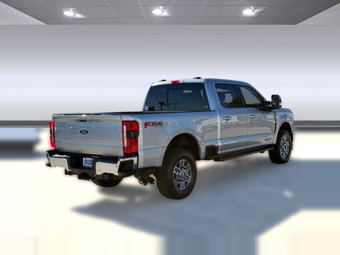 Certified 2023 Ford F250 Lariat w/ FX4 Off-Road Package image 9