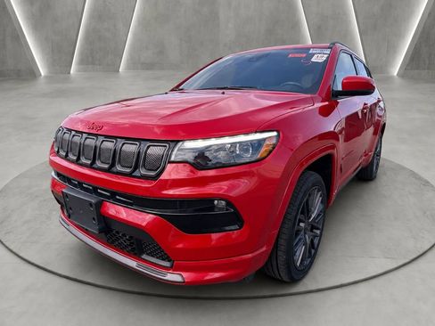 Used 2022 Jeep Compass Limited w/ (RED) Package AWD/4WD image 7