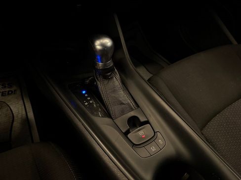 Used 2018 Toyota C-HR XLE image 14