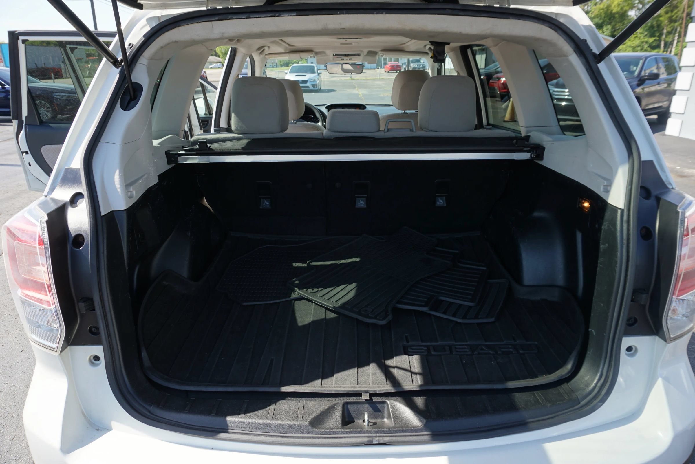 Used 2017 Subaru Forester 2.5i Premium AWD/4WD image 15