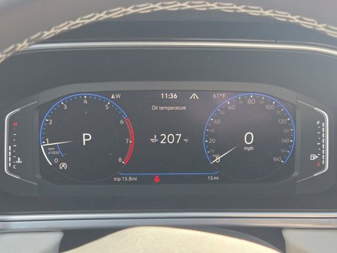 New 2026 Volkswagen Taos SEL image 17